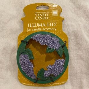 FREE with wardrobe purchase!  Yankee Candle Illuma-Lid Jar Candle Accessory